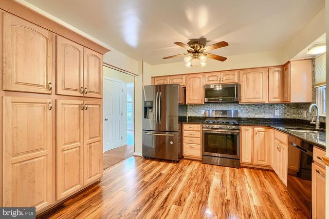 6904 BROOK AVE, Baltimore, MD 21206
