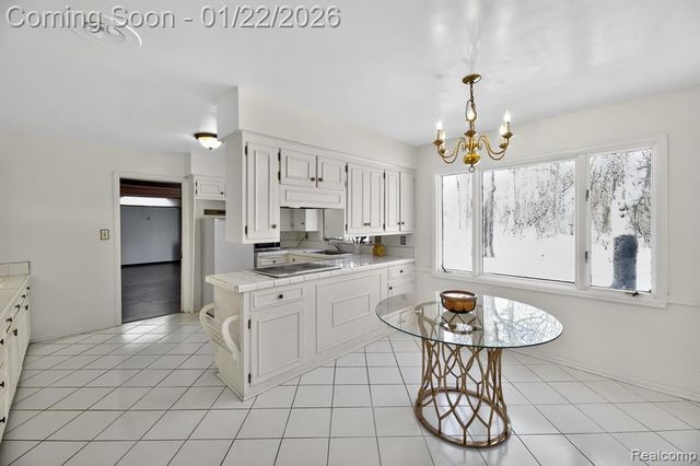 5551 Sugar Bush Lane, Flint, MI 48532