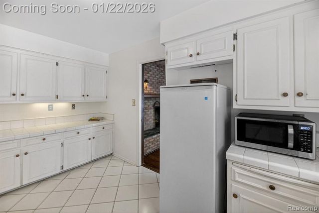 5551 Sugar Bush Lane, Flint, MI 48532