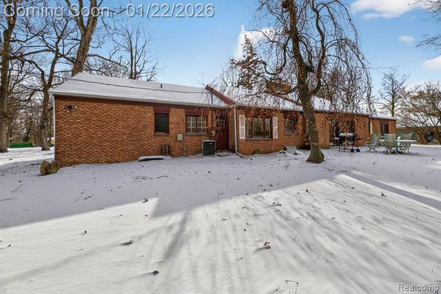 5551 Sugar Bush Lane, Flint, MI 48532