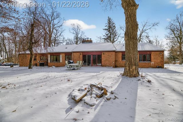 5551 Sugar Bush Lane, Flint, MI 48532