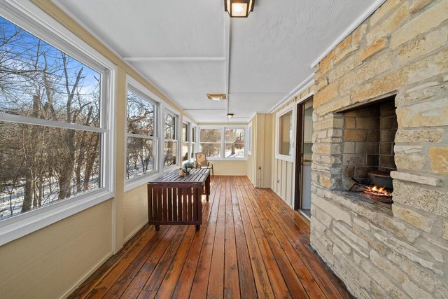 W5511 Cool Hill DRIVE, Elkhorn, WI 53121