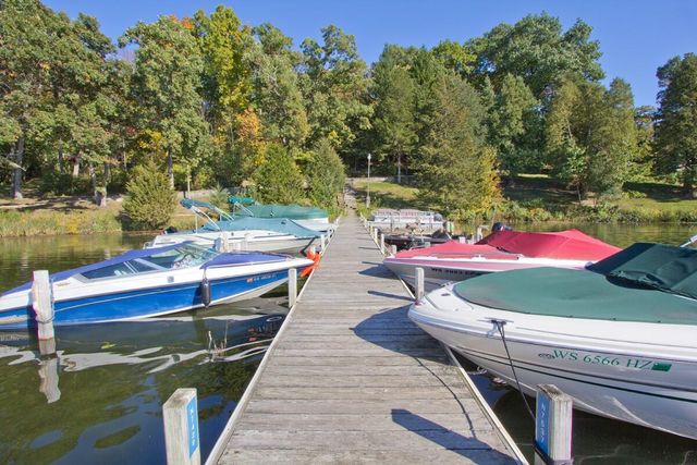 W5511 Cool Hill DRIVE, Elkhorn, WI 53121