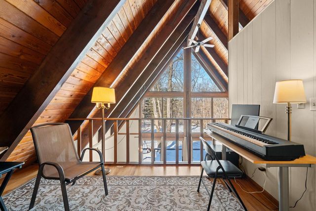 W5511 Cool Hill DRIVE, Elkhorn, WI 53121