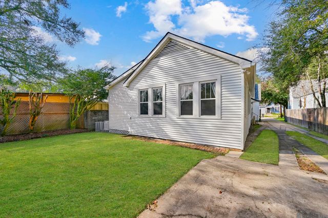 1525 S Eugene St, Baton Rouge, LA 70808