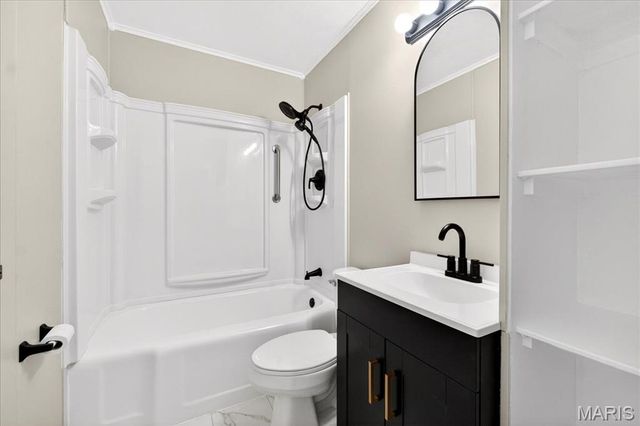 202 Monica Drive, Sunset Hills, MO 63127