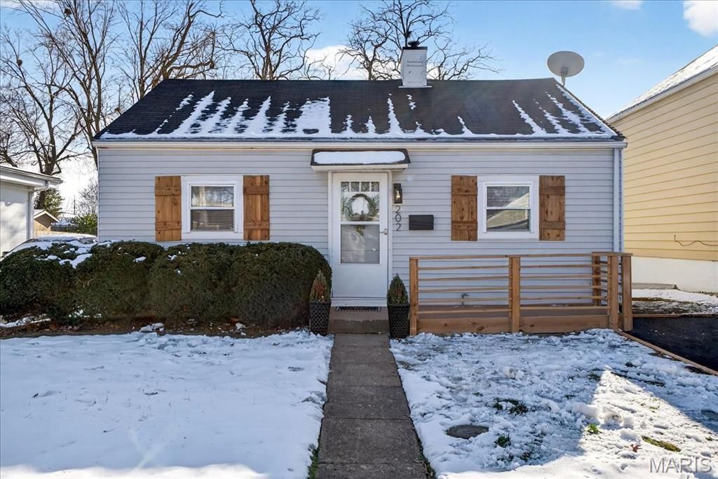 202 Monica Drive, Sunset Hills, MO 63127