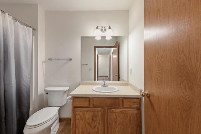 885 Cumberland LANE, Port Washington, WI 53074