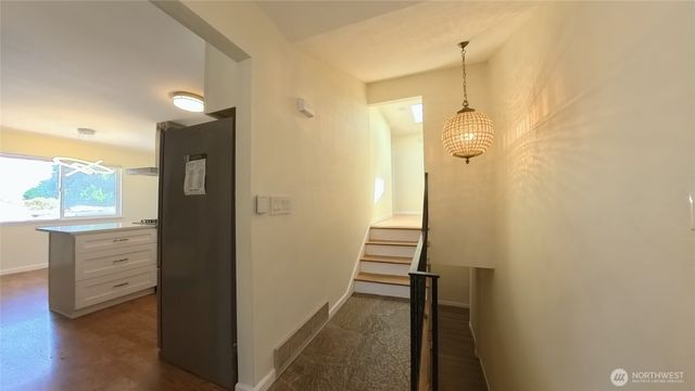 30022 2nd Place SW, Federal Way, WA 98032