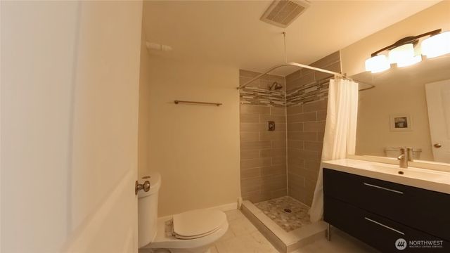 30022 2nd Place SW, Federal Way, WA 98032