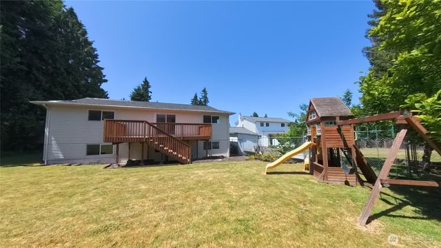 30022 2nd Place SW, Federal Way, WA 98032