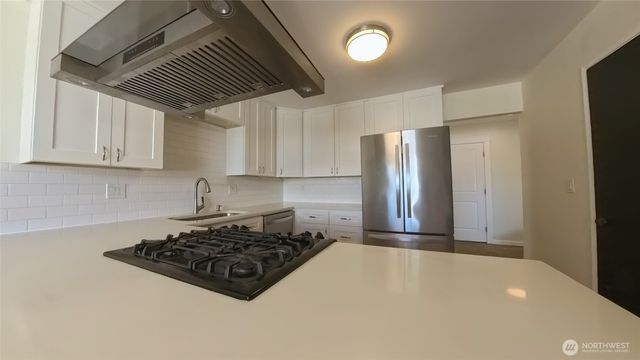 30022 2nd Place SW, Federal Way, WA 98032