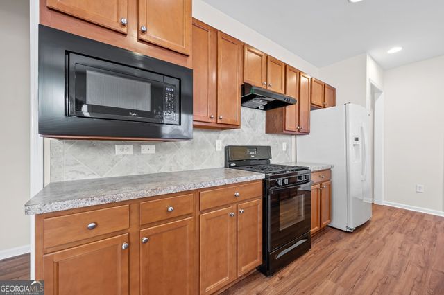 621 Larch Looper Drive, Griffin, GA 30223