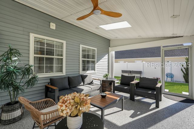 7 Lakeside Dr, Bluffton, SC 29910