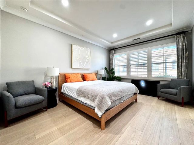 31 Shellbark, Irvine, CA 92618