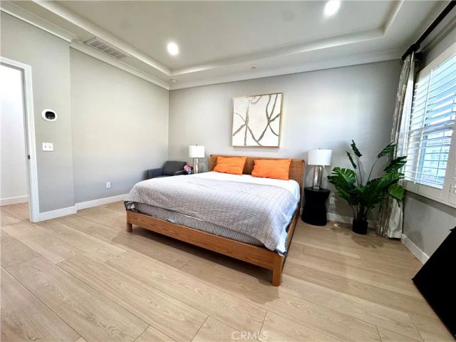 31 Shellbark, Irvine, CA 92618