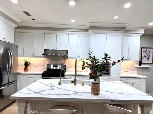 31 Shellbark, Irvine, CA 92618