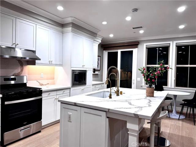 31 Shellbark, Irvine, CA 92618