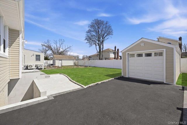 2726 Orchard Street, North Bellmore, NY 11710
