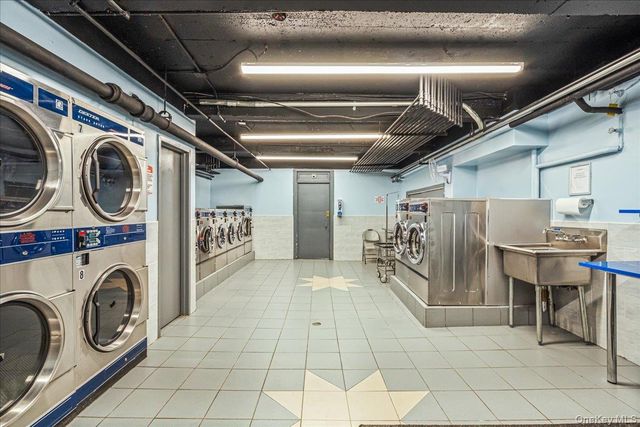 67-35 Yellowstone Boulevard 1J, Forest Hills, NY 11375