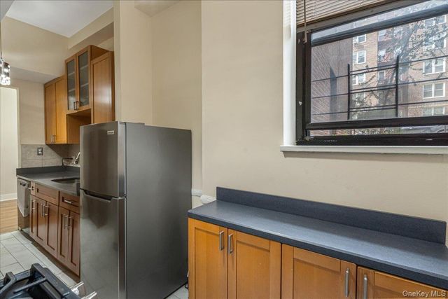 67-35 Yellowstone Boulevard 1J, Forest Hills, NY 11375