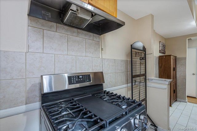 67-35 Yellowstone Boulevard 1J, Forest Hills, NY 11375
