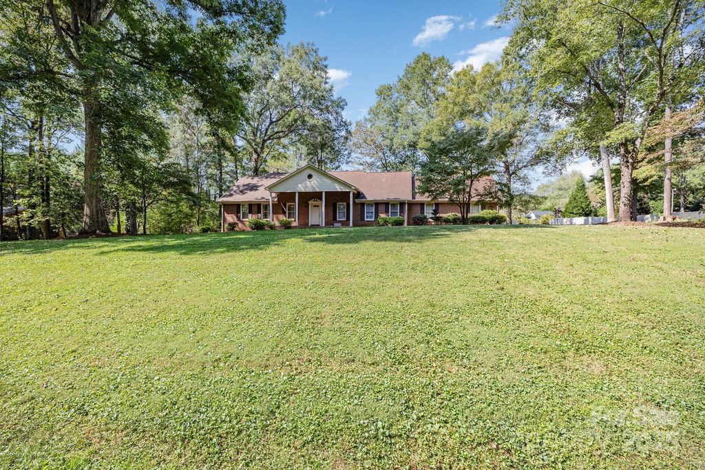 240 Partridge Run, Salisbury, NC 28147