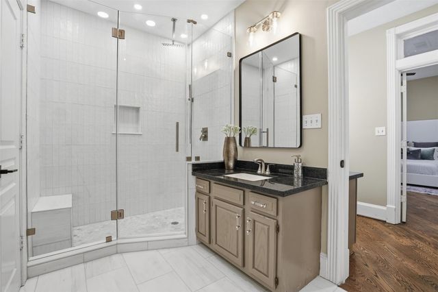 344 Harvard Street, Houston, TX 77007