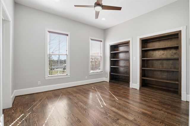 344 Harvard Street, Houston, TX 77007