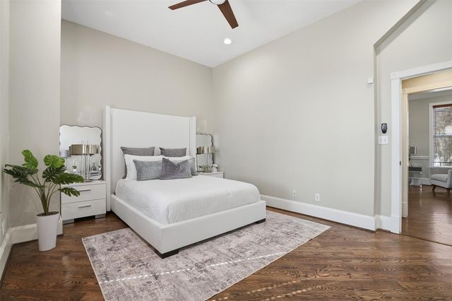 344 Harvard Street, Houston, TX 77007