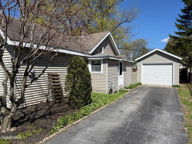 16 Raymond Avenue, Glens Falls, NY 12801