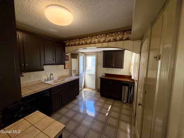 16 Raymond Avenue, Glens Falls, NY 12801