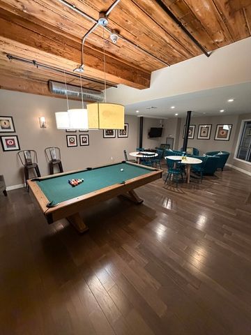 130 John St 245, Lowell, MA 01852