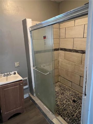 3207 E 27th Street, Kansas City, MO 64127