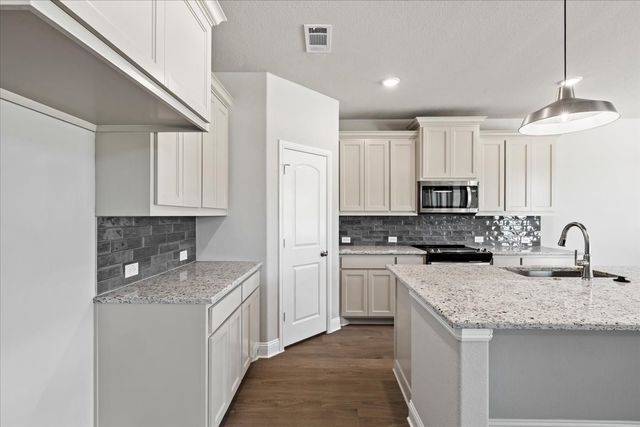 4004 Roan Court, Springtown, TX 76082