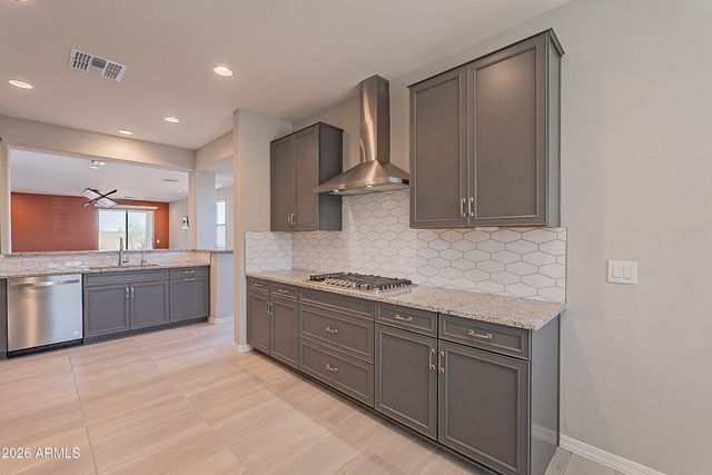 6952 W Pedro Lane, Laveen, AZ 85339