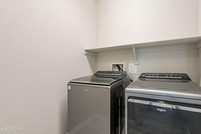 6952 W Pedro Lane, Laveen, AZ 85339