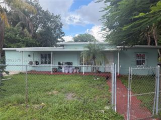 1091 Salih St, Opa Locka, FL 33054