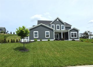 216 Hickory Ln, Adams Twp, PA 16046