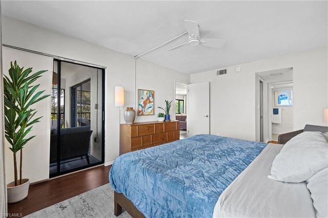 2711 First ST 304, Fort Myers, FL 33916