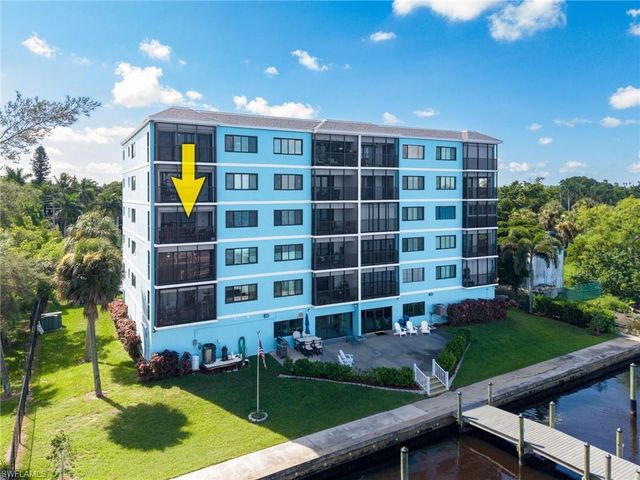 2711 First ST 304, Fort Myers, FL 33916
