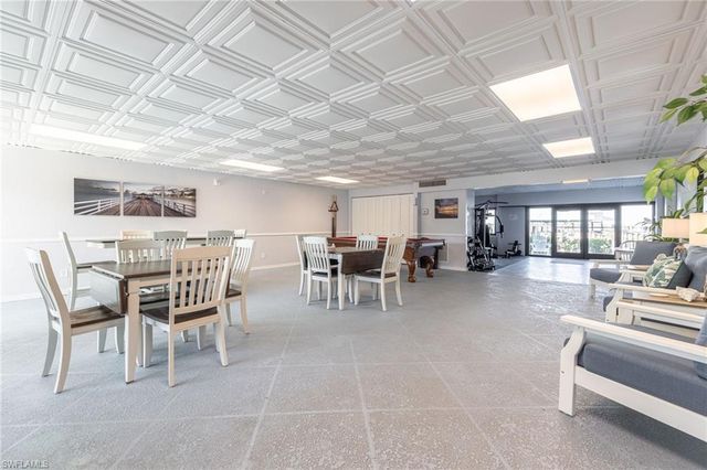 2711 First ST 304, Fort Myers, FL 33916