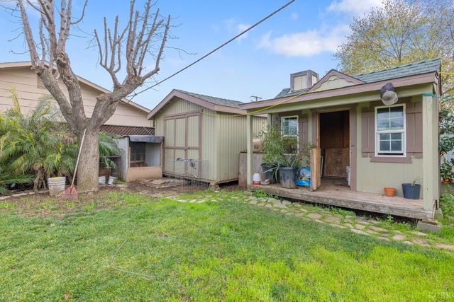 1092 Sherman Court, Lindsay, CA 93247