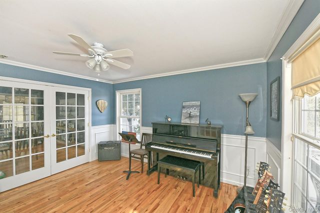 312 Cambon Avenue, Saint James, NY 11780