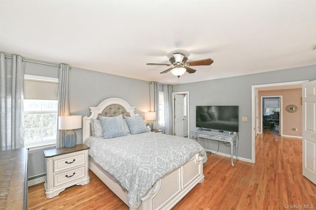 312 Cambon Avenue, Saint James, NY 11780