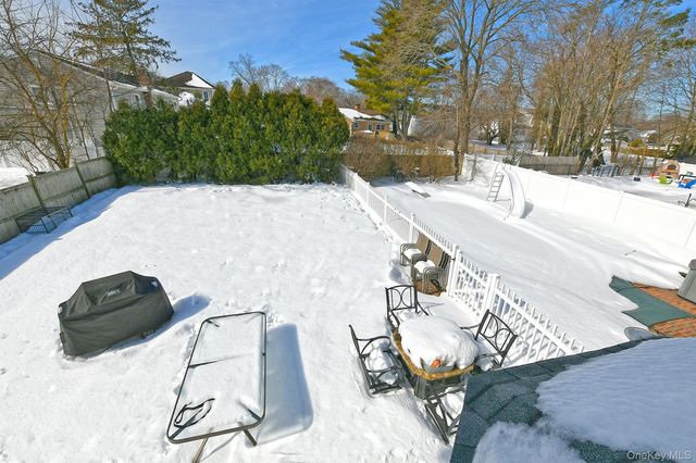 312 Cambon Avenue, Saint James, NY 11780