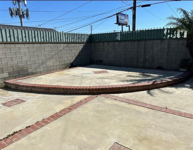 1424 W 113th, Los Angeles, CA 90047