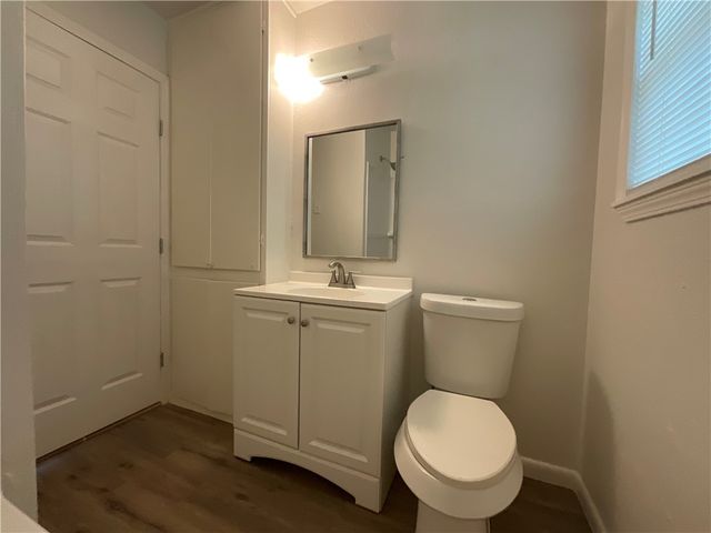 4940 Mokry Dr, Corpus Christi, TX 78415
