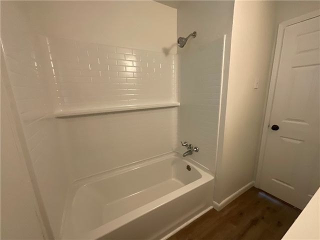 4940 Mokry Dr, Corpus Christi, TX 78415