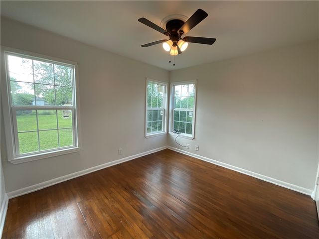 4940 Mokry Dr, Corpus Christi, TX 78415
